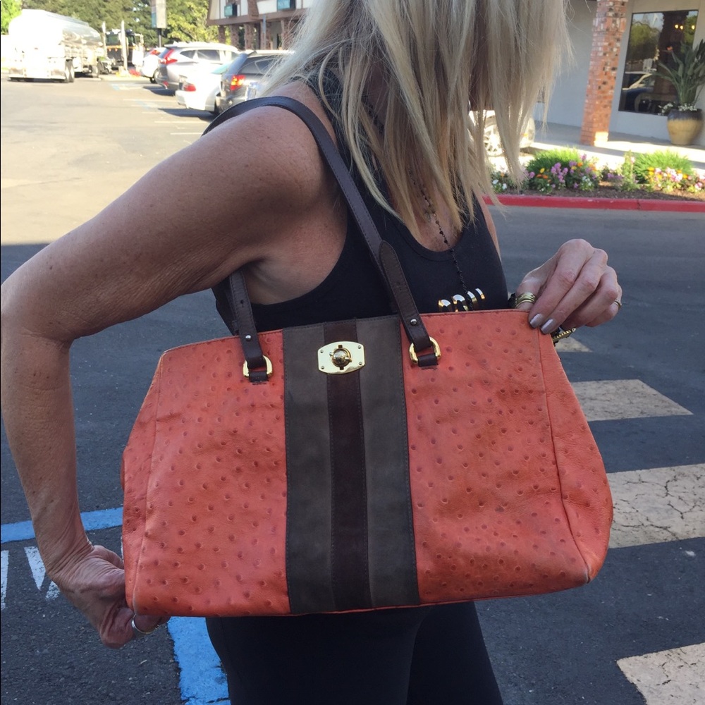 Large handbag. - Picture 7 of 7